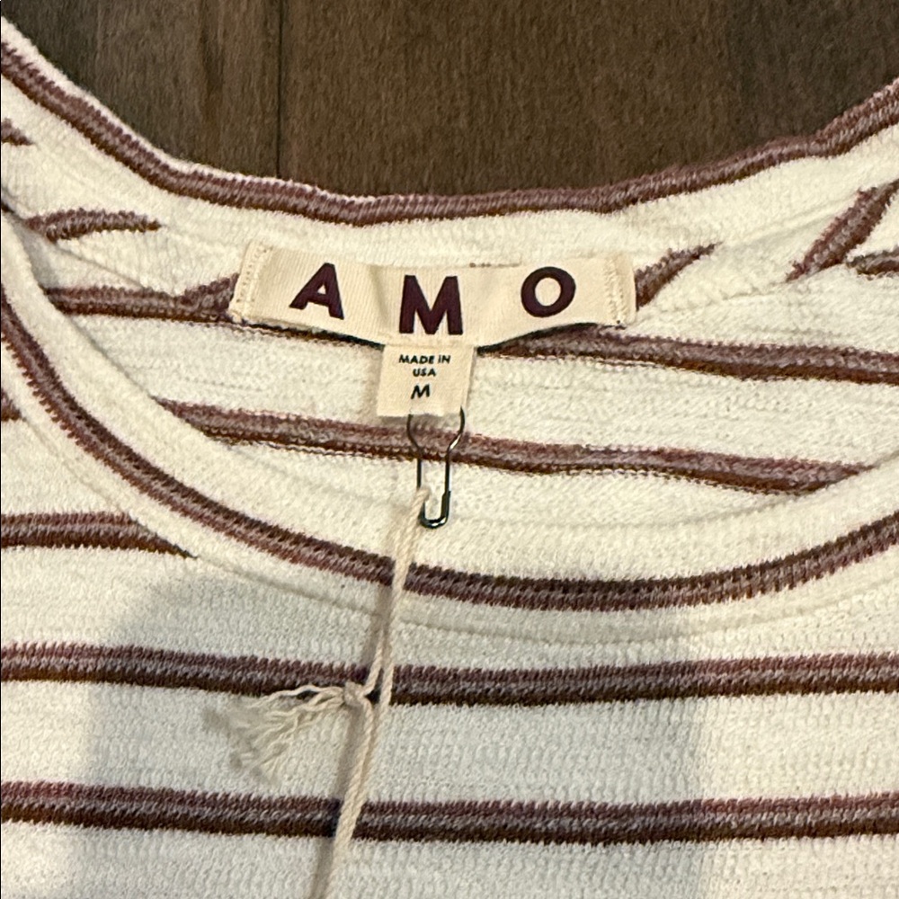 AMO SLEEVELESS BABE TEE IN BONE MEDIUM‎ NWT - Picture 9 of 14